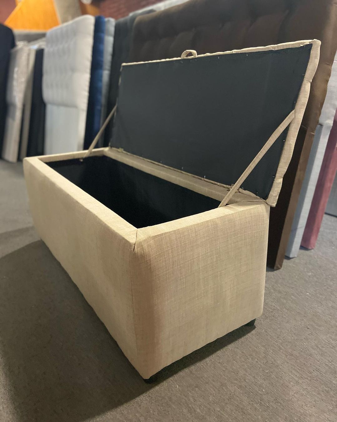 Banqueta Baul Capitone